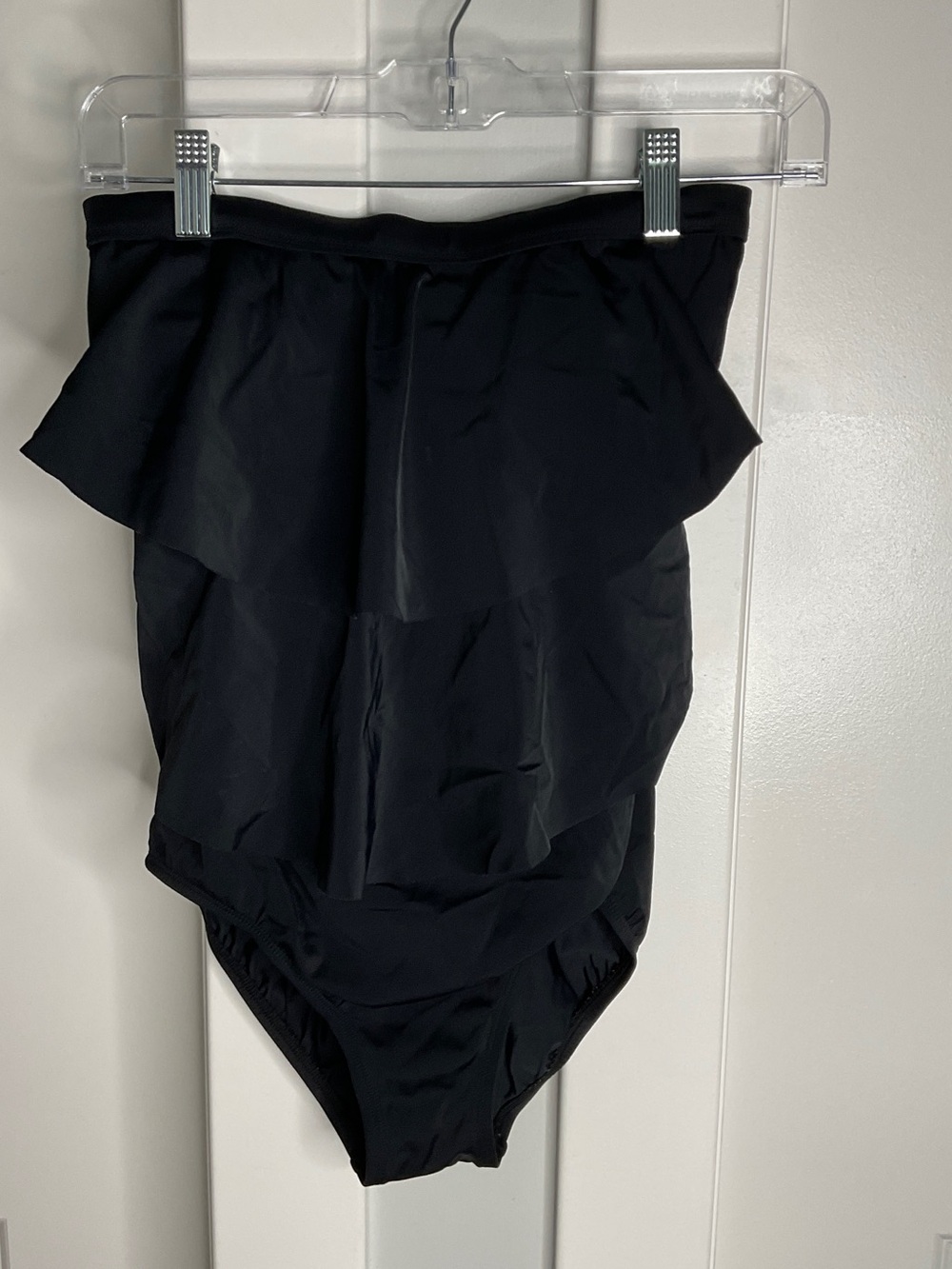 Classic Ruffle One-Piece Swimsuit - Black